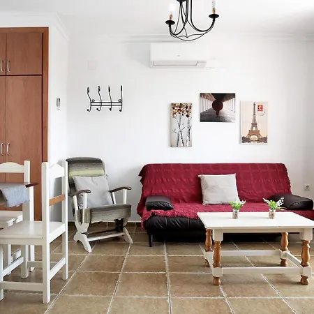 Apartment Indico 210 *